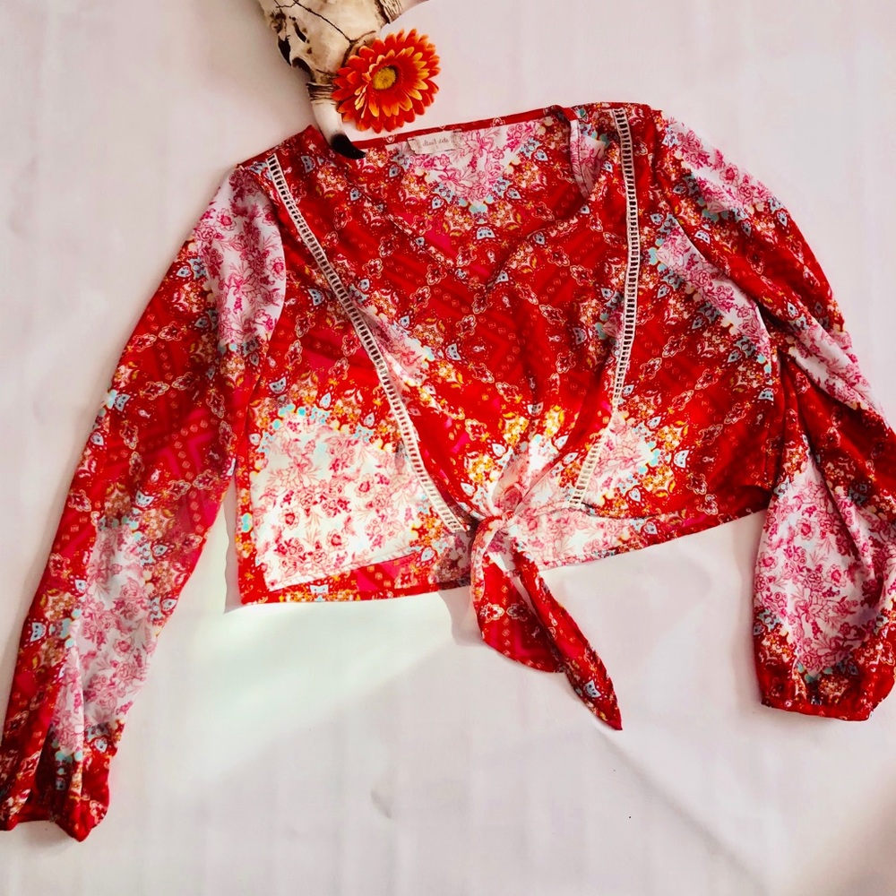 Altar’d State gypsy bright cropped Tie Front Top
